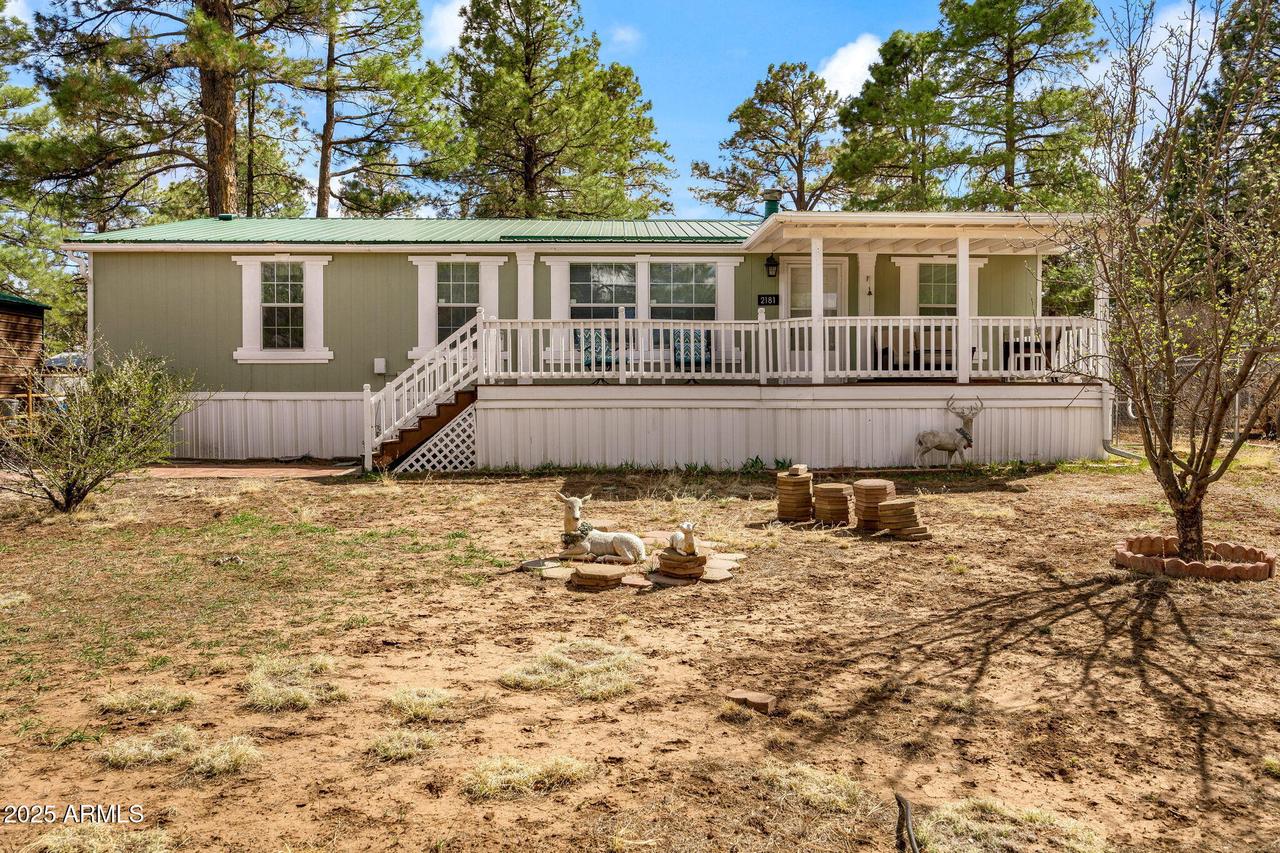 2181 Ruby Ln., Overgaard, AZ 85933