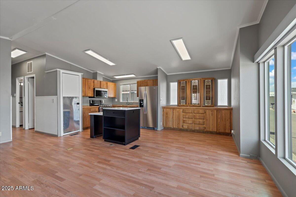 2121 N Center St. #166, Mesa, AZ 85201