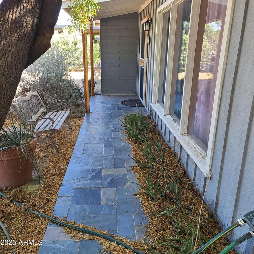 12607 N 23rd St., Phoenix, AZ 85022