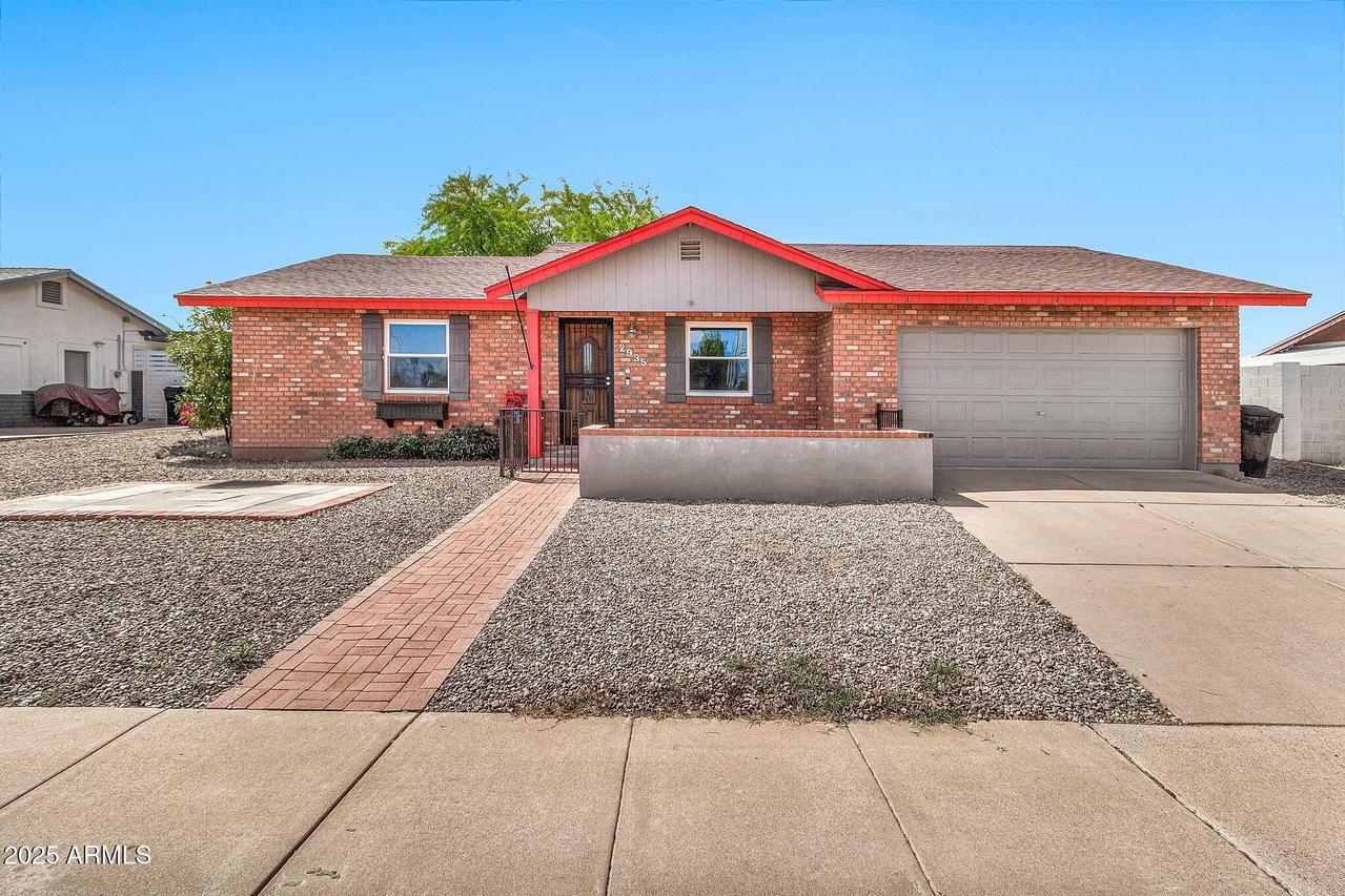 2935 E Covina St., Mesa, AZ 85213