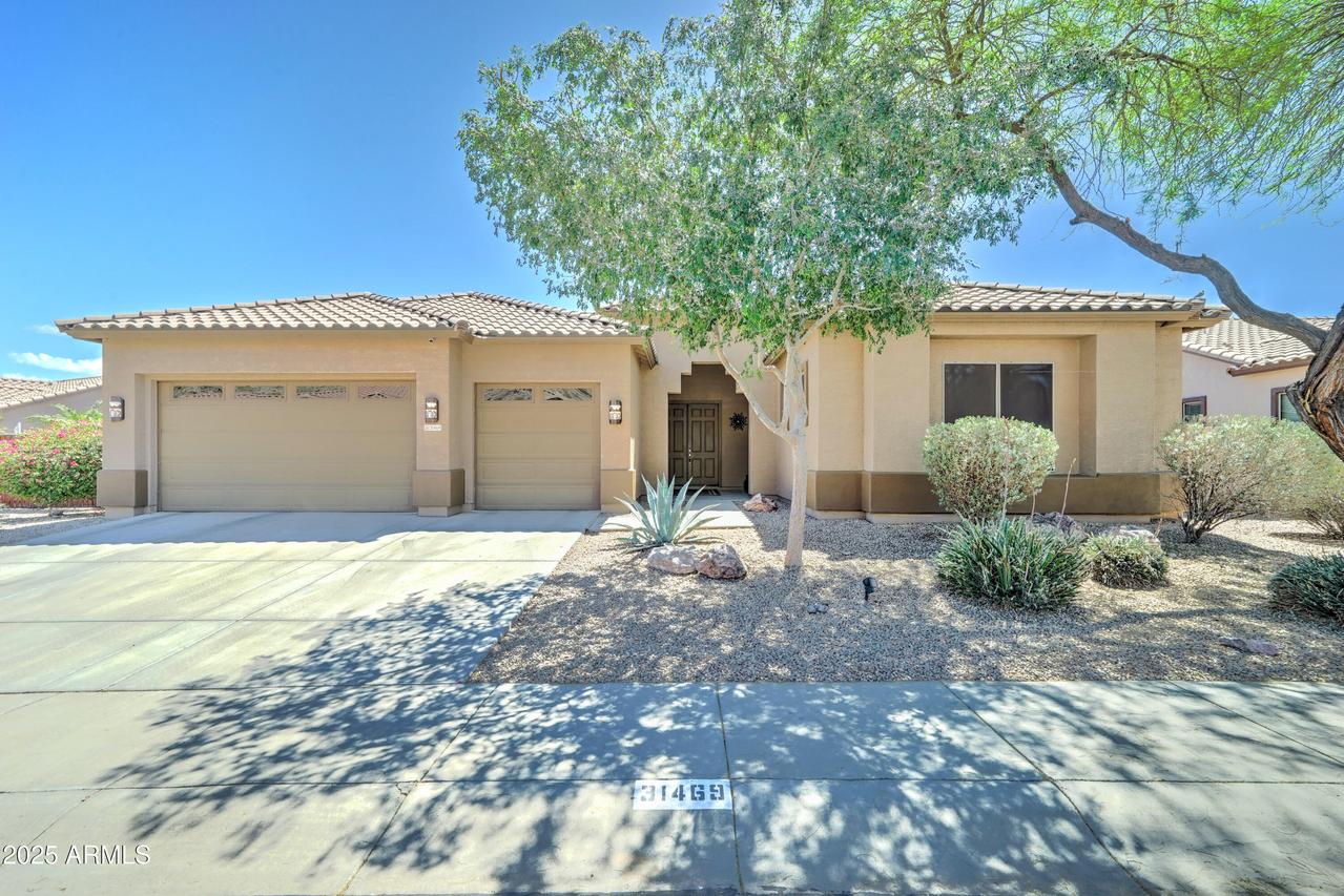 31469 N Sonza Way, San Tan Valley, AZ 85143