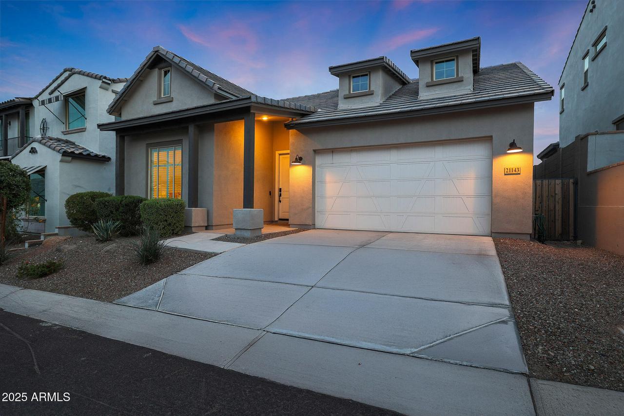 21143 W Minnezona Ave., Buckeye, AZ 85396
