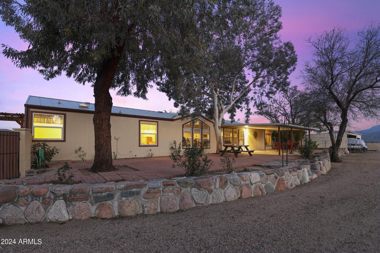 296 W Burtons Ln., Tonto Basin, AZ 85553