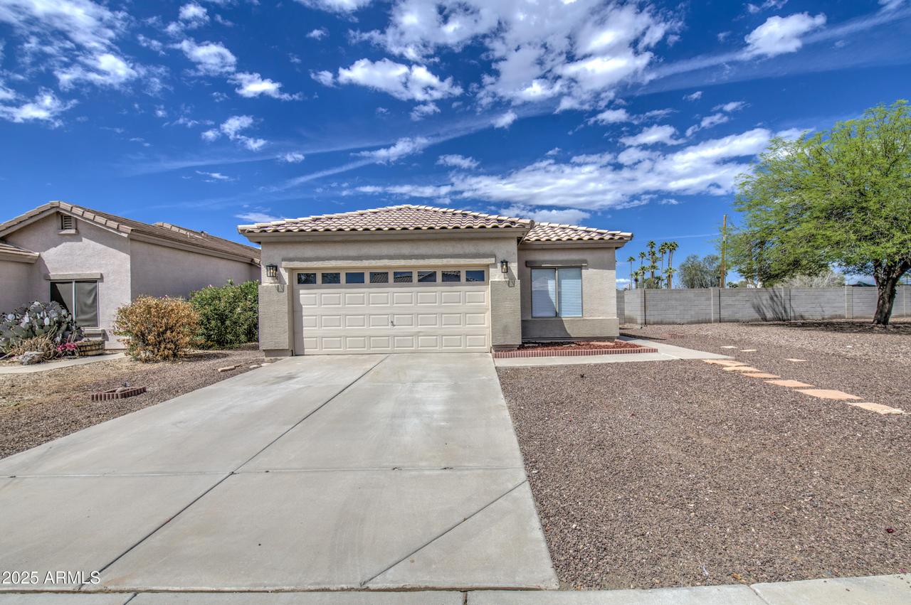 406 W Mountain View Dr., Avondale, AZ 85323