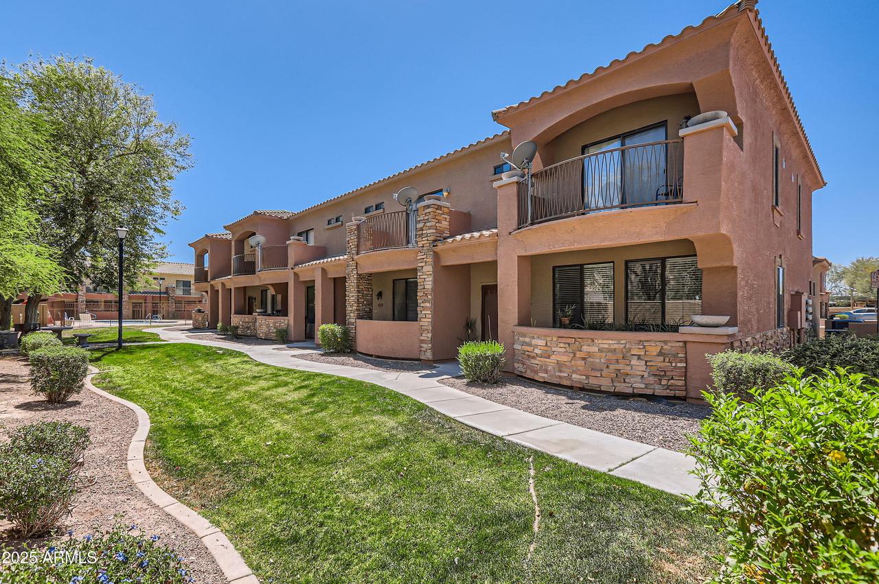 21655 N 36th Ave. #121, Glendale, AZ 85308