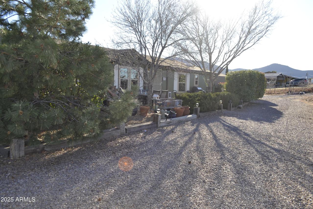 10301 E Henderson Rd., Dewey, AZ 86327
