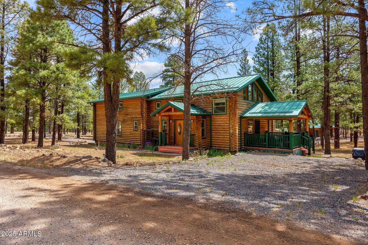 2 Acr 1027 Rd., Greer, AZ 85927