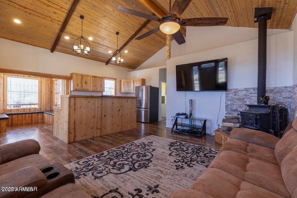 24 N County Road N3101, Vernon, AZ 85940