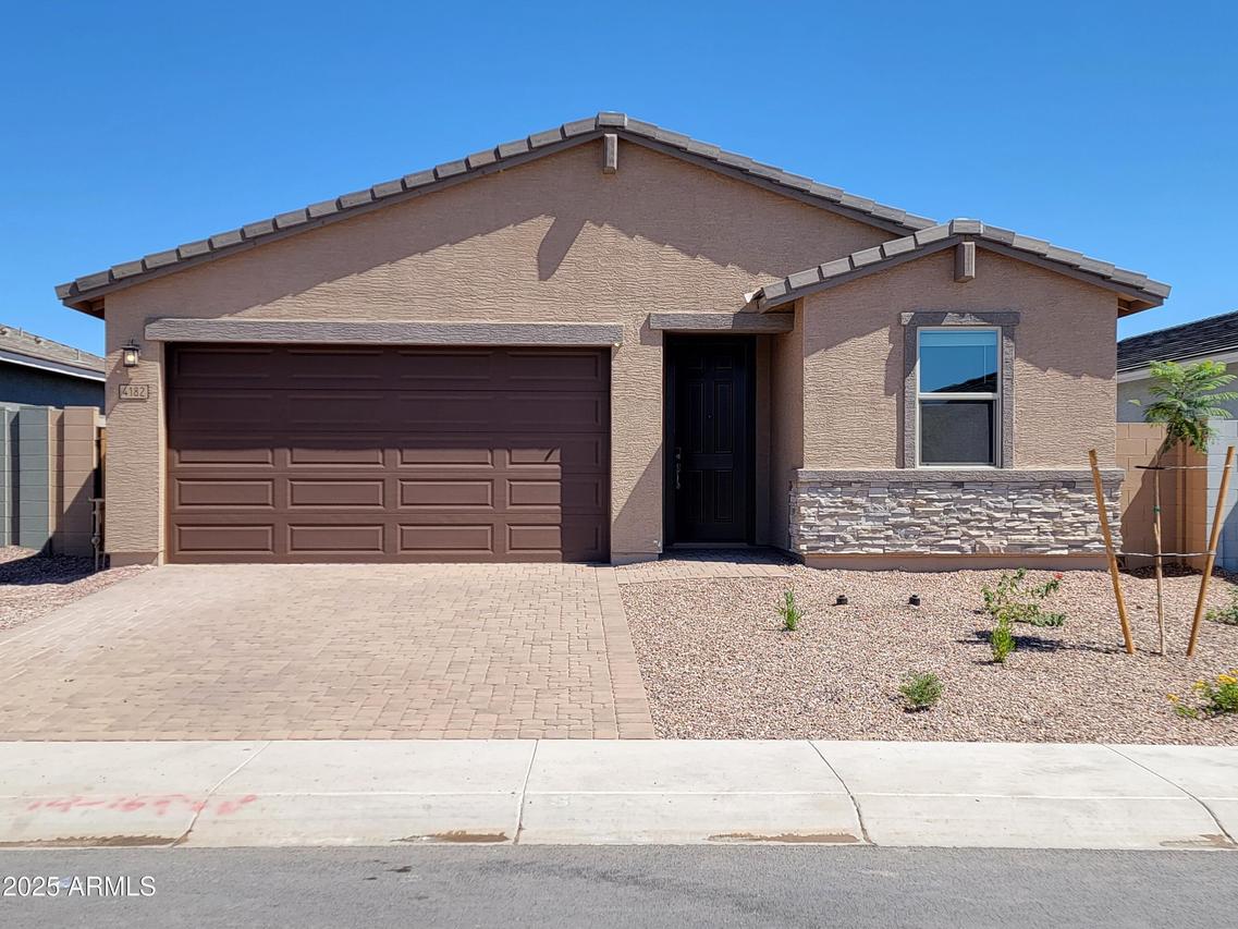 4182 W Lisa Ln., San Tan Valley, AZ 85144
