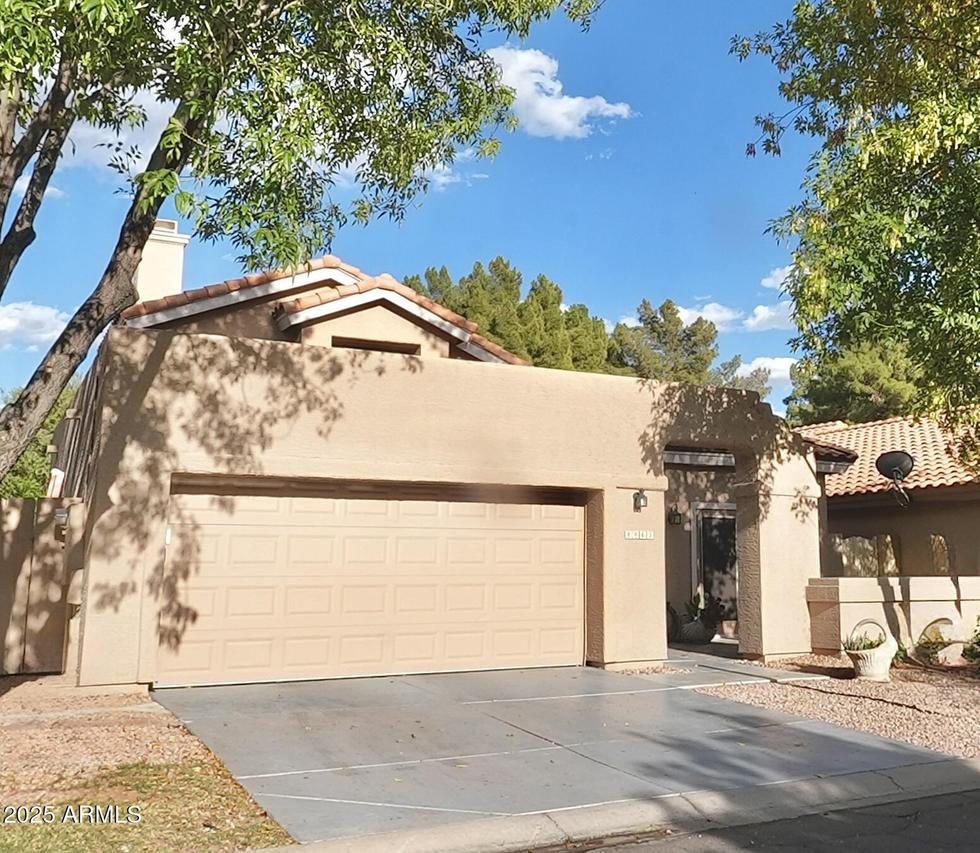 8863 S Grandview Dr., Tempe, AZ 85284