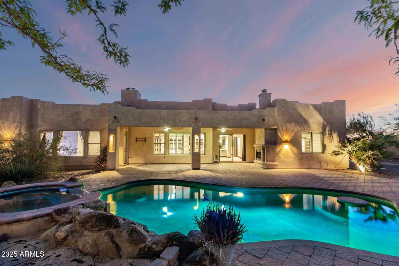 43 E Desert Hills Dr., Phoenix, AZ 85086