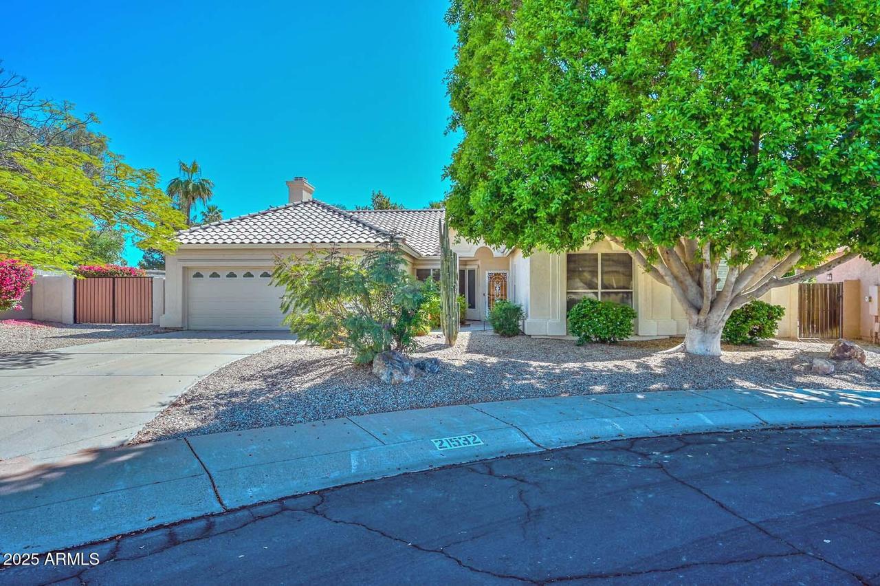 21532 N 65th Ave., Glendale, AZ 85308