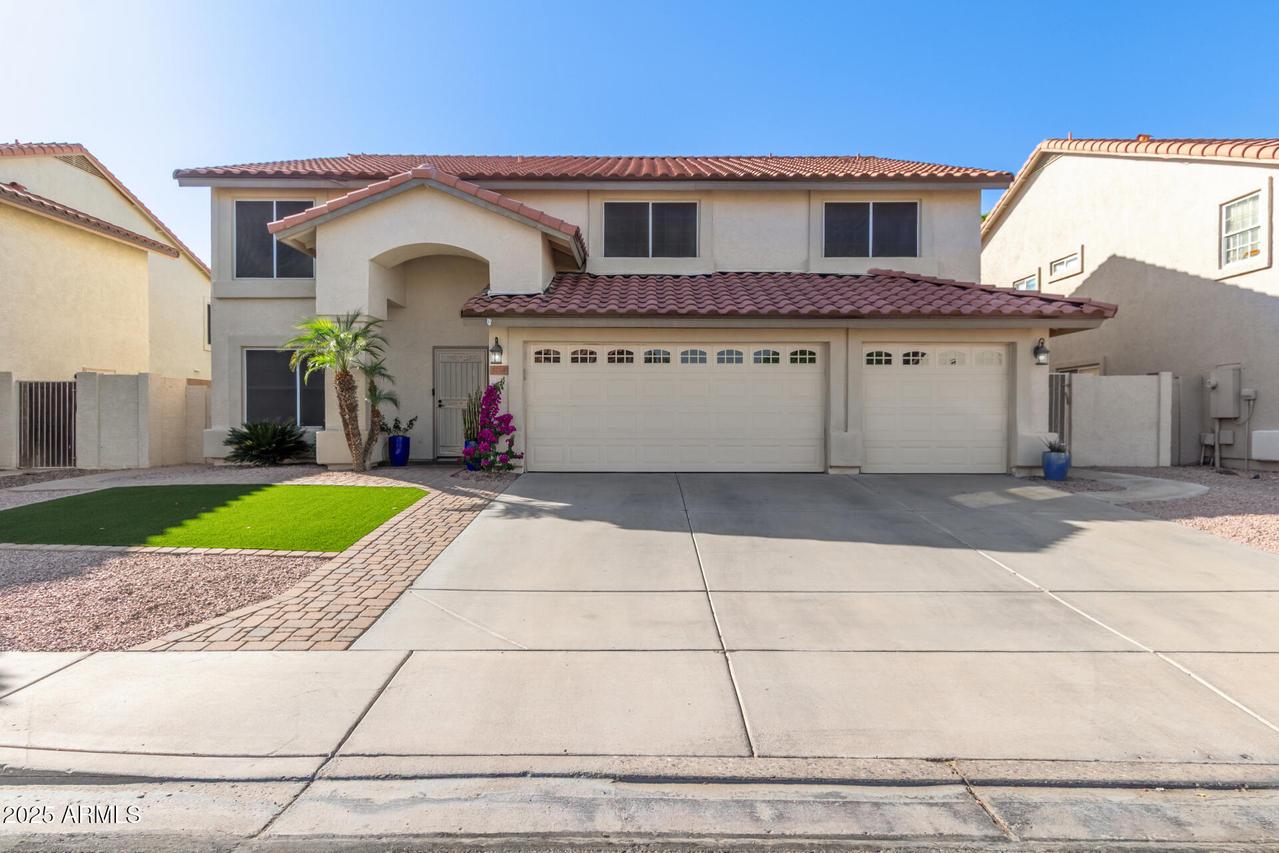 5754 W Larkspur Dr., Glendale, AZ 85304