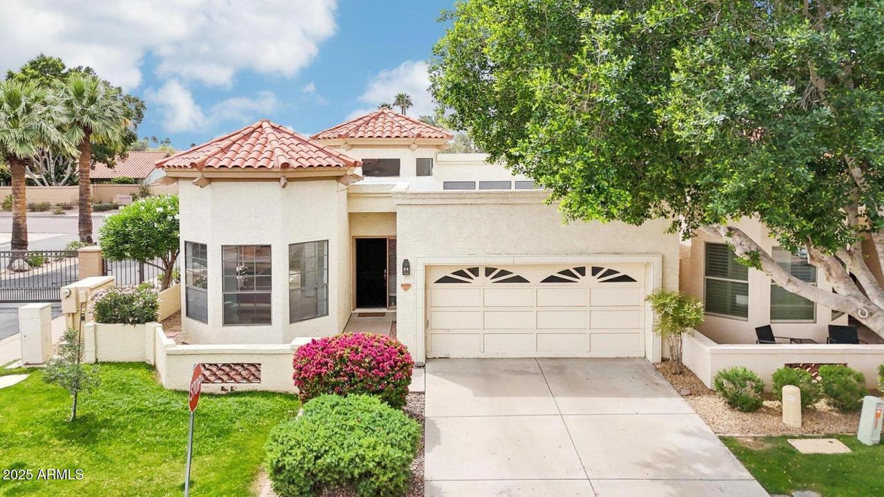 10499 E Fanfol Ln., Scottsdale, AZ 85258
