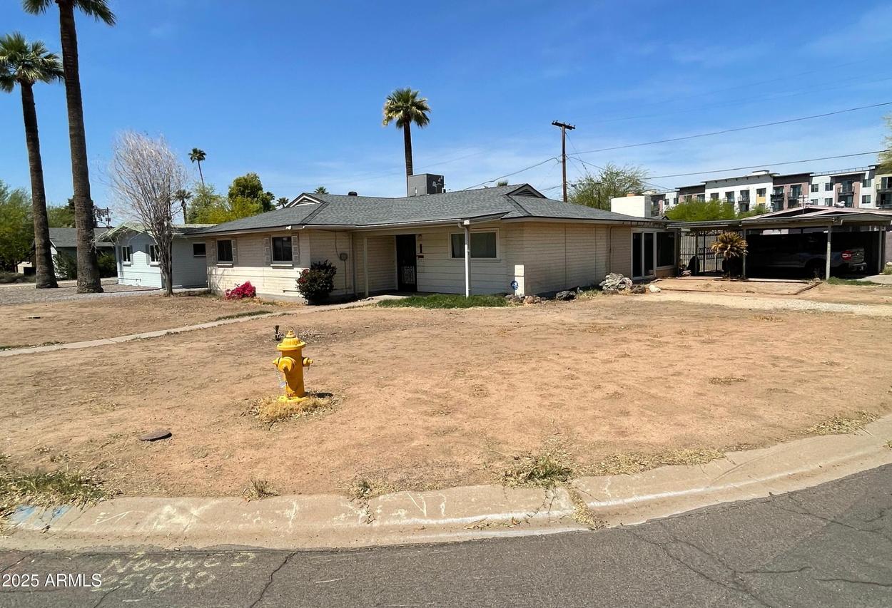 402 W Flower St., Phoenix, AZ 85013