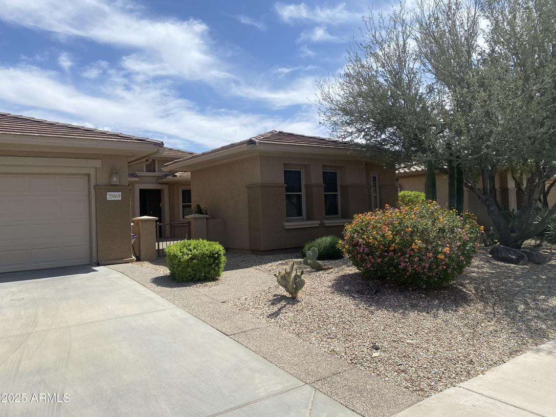 20069 N London Bridge Dr., Surprise, AZ 85387