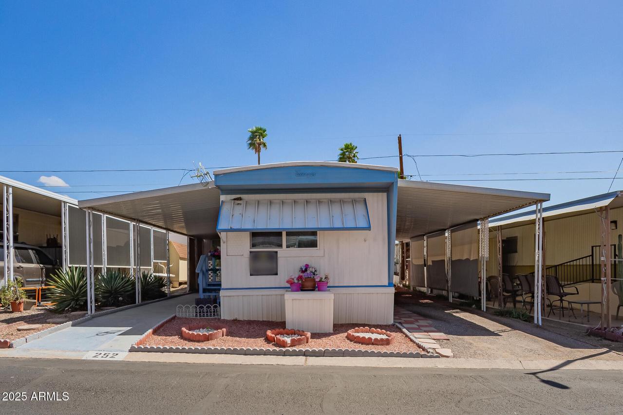 10401 N Cave Creek Rd. #252, Phoenix, AZ 85020