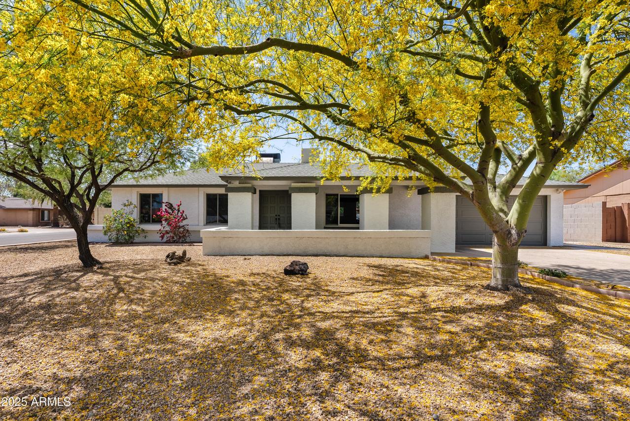 13816 N 46th St., Phoenix, AZ 85032