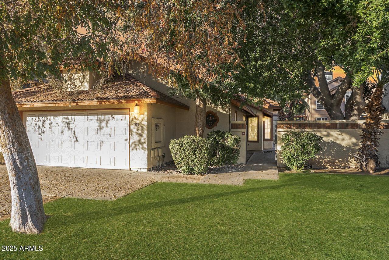 530 E Wescott Dr., Phoenix, AZ 85024
