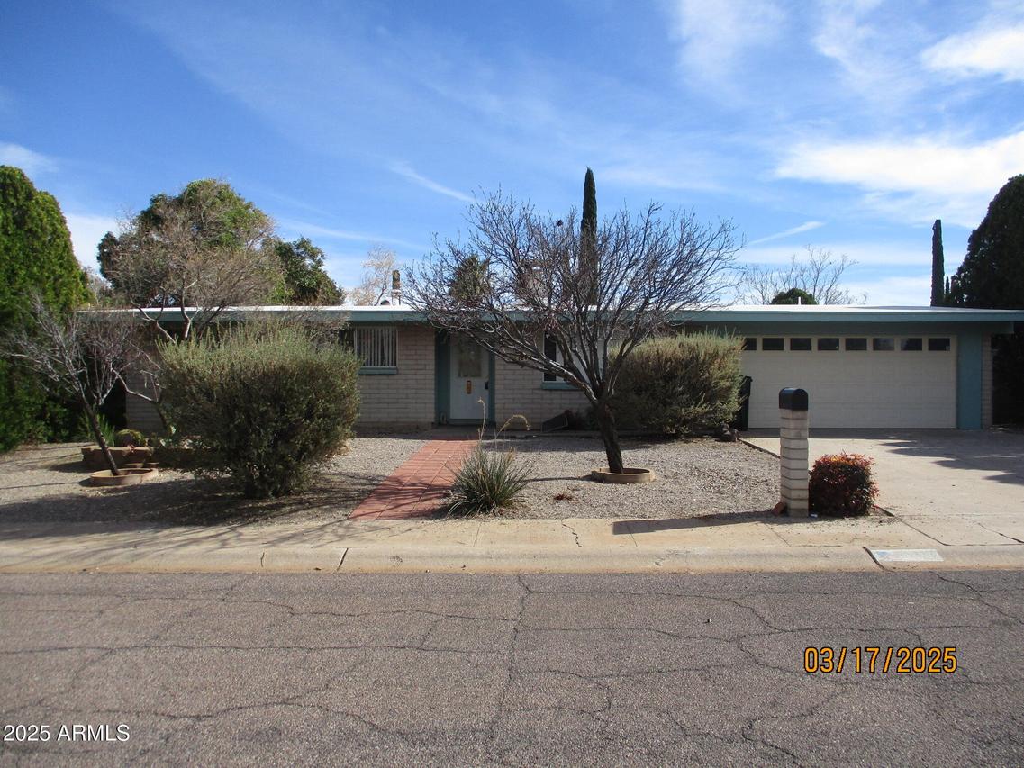 2164 Sonoita Dr., Sierra Vista, AZ 85635