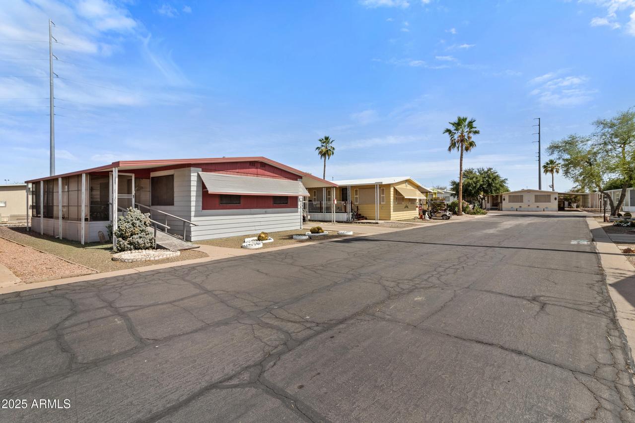 200 E Knox Rd. #18, Chandler, AZ 85225