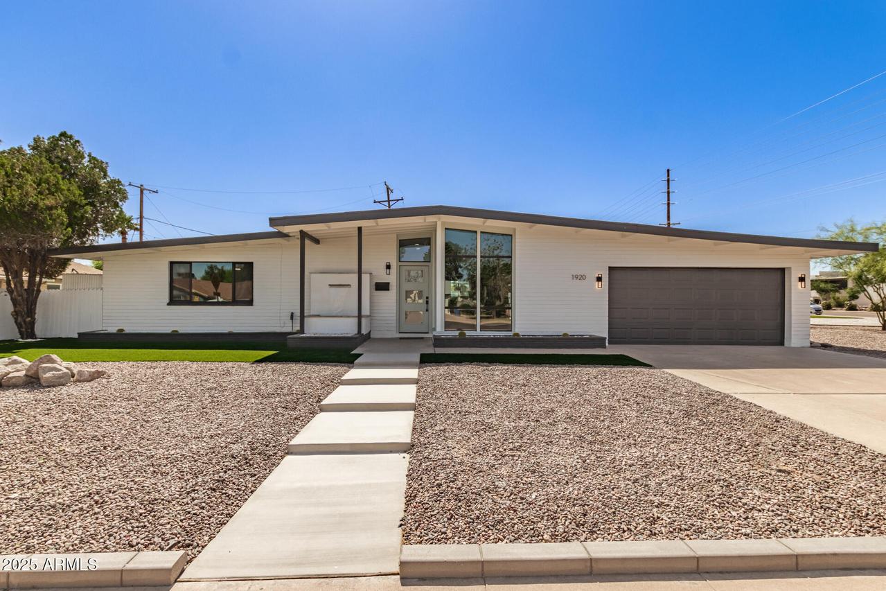 1920 N Cavalier Dr., Tempe, AZ 85288
