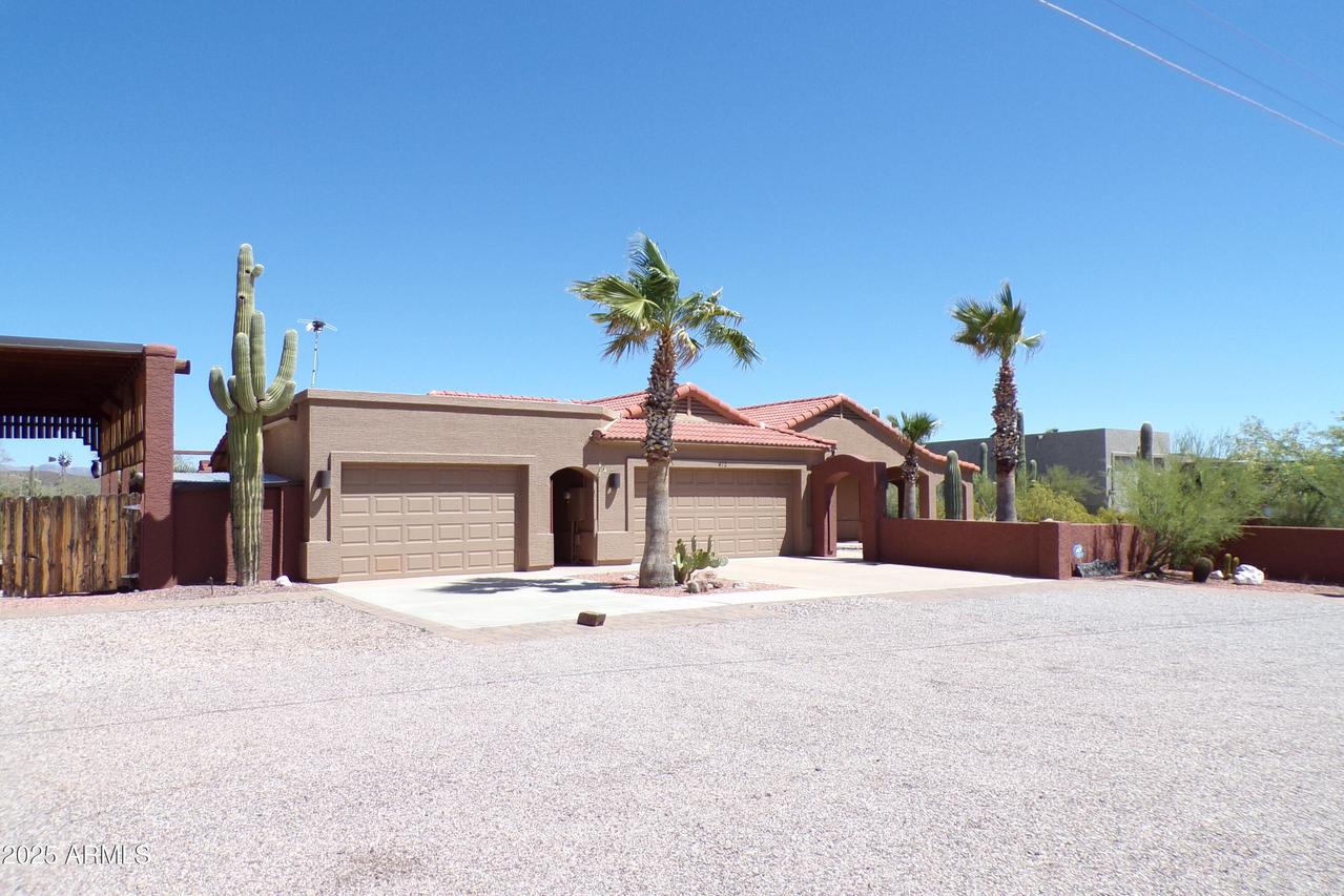 472 E Queen Valley Dr., Queen Valley, AZ 85118