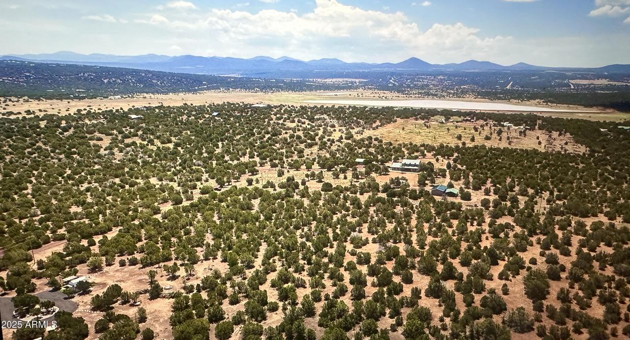 65 N8148 #-, Show Low, AZ 85901