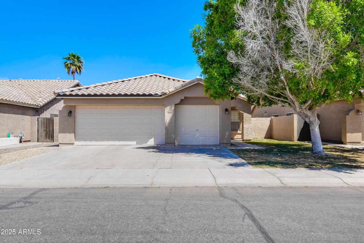 902 W Saragosa St., Chandler, AZ 85225
