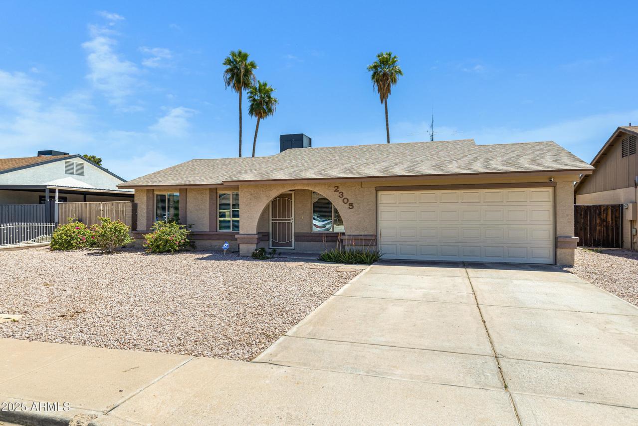 2305 E Glade Ave., Mesa, AZ 85204