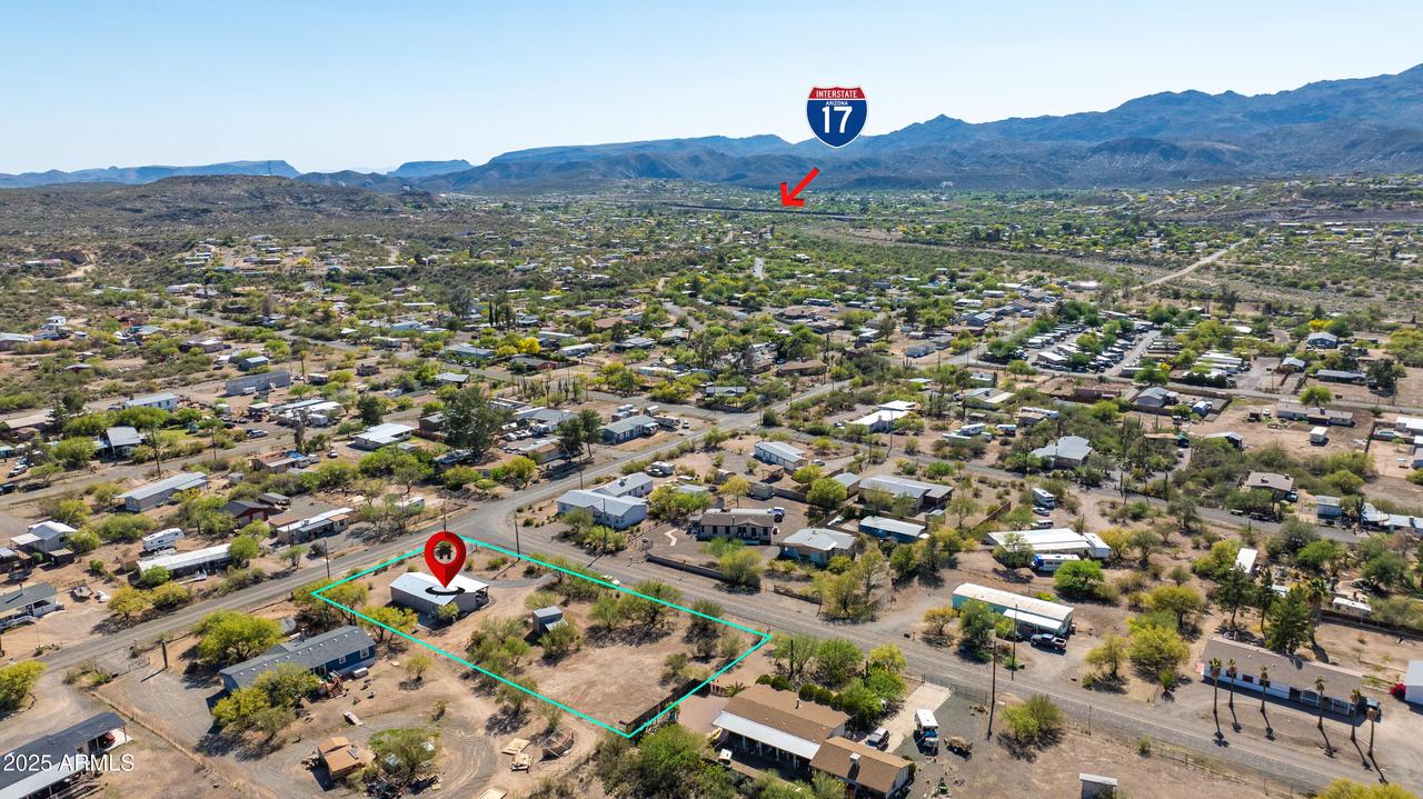 33589 S Melanie Ln., Black Canyon City, AZ 85324
