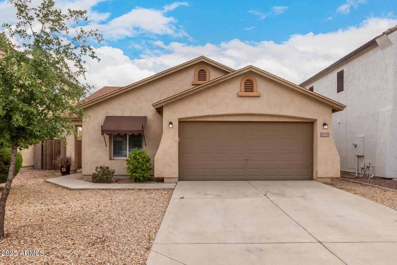 4715 E Meadow Land Dr., San Tan Valley, AZ 85140