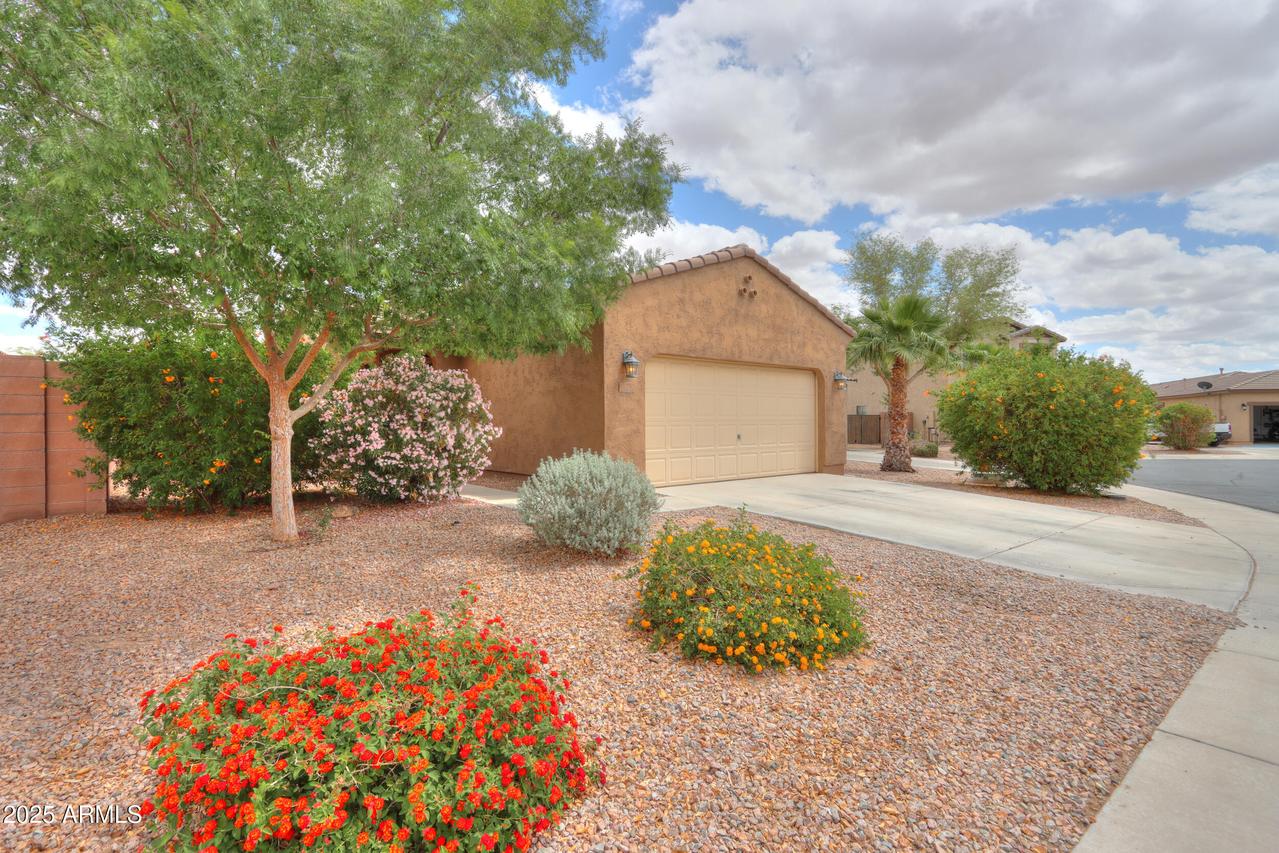 21367 N Denver Ct., Maricopa, AZ 85138