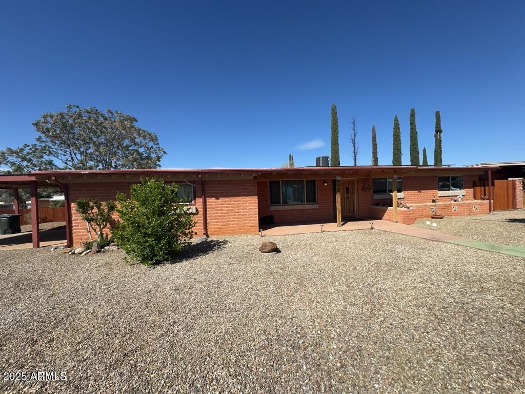 1601 Buena Dr., Sierra Vista, AZ 85635