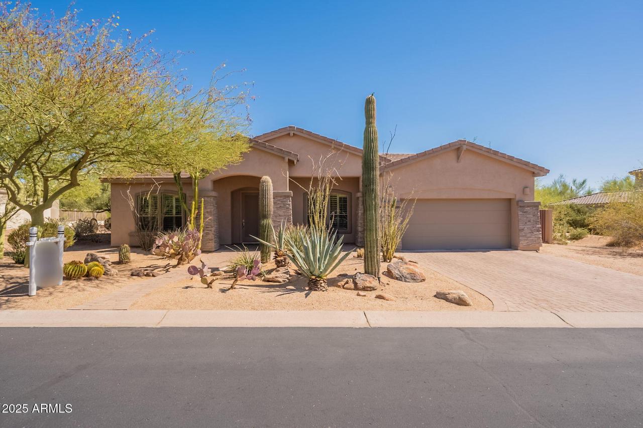 8703 E Nora St., Mesa, AZ 85207