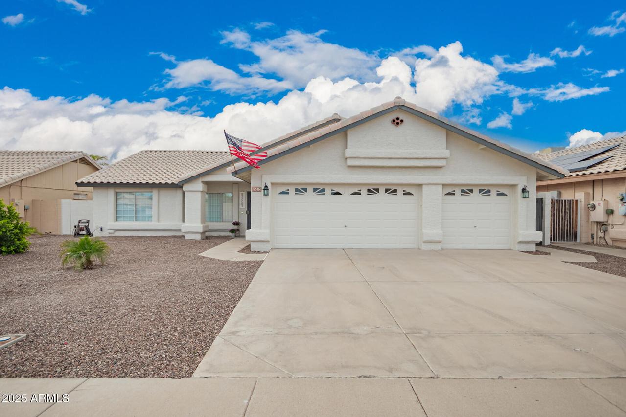 8516 W Saint John Rd., Peoria, AZ 85382