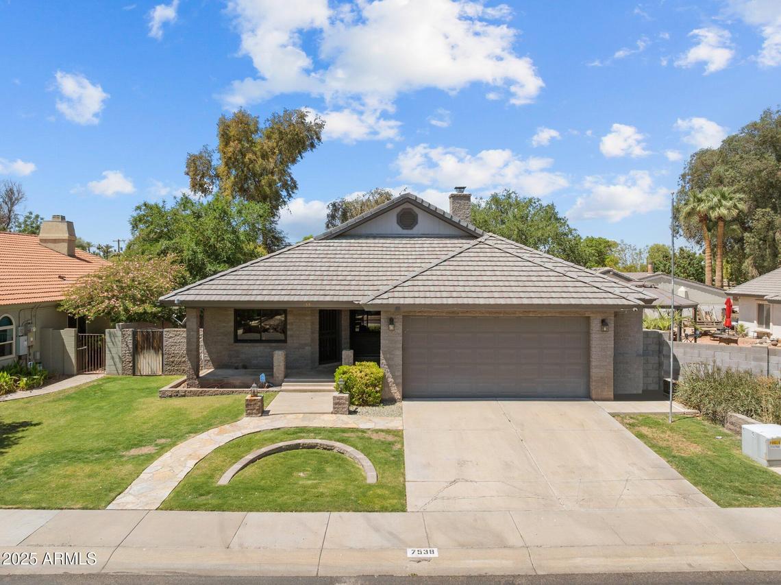 7538 N 31st Dr., Phoenix, AZ 85051
