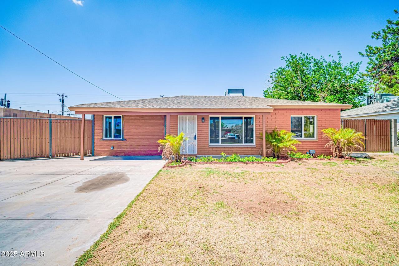 4122 N 23rd Dr., Phoenix, AZ 85015