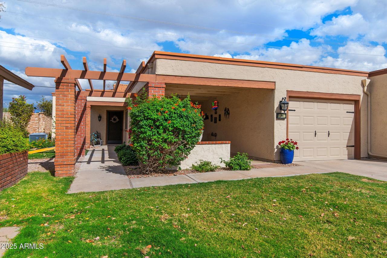 34 Leisure World, Mesa, AZ 85206