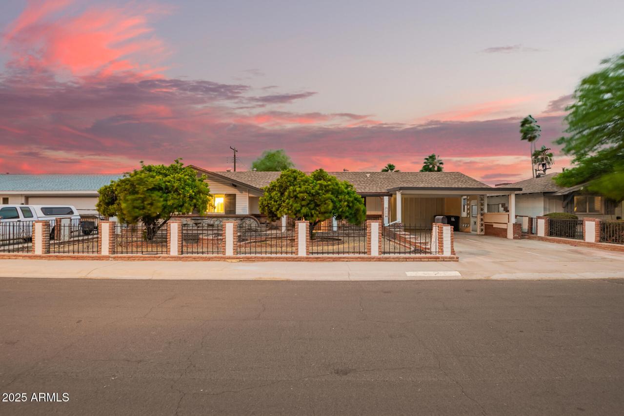 7423 E Cambridge Ave., Scottsdale, AZ 85257
