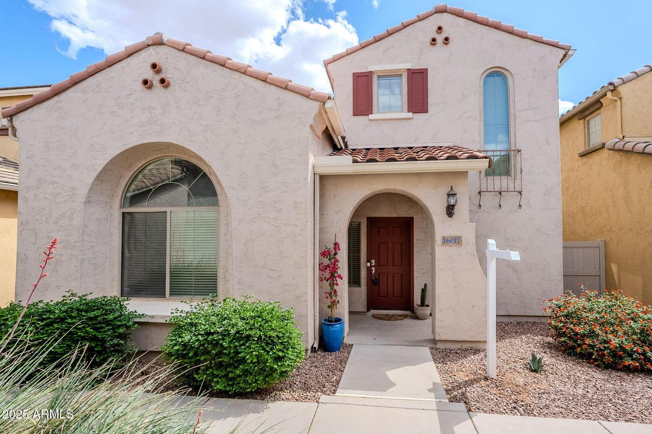 16017 N 19th Dr., Phoenix, AZ 85023