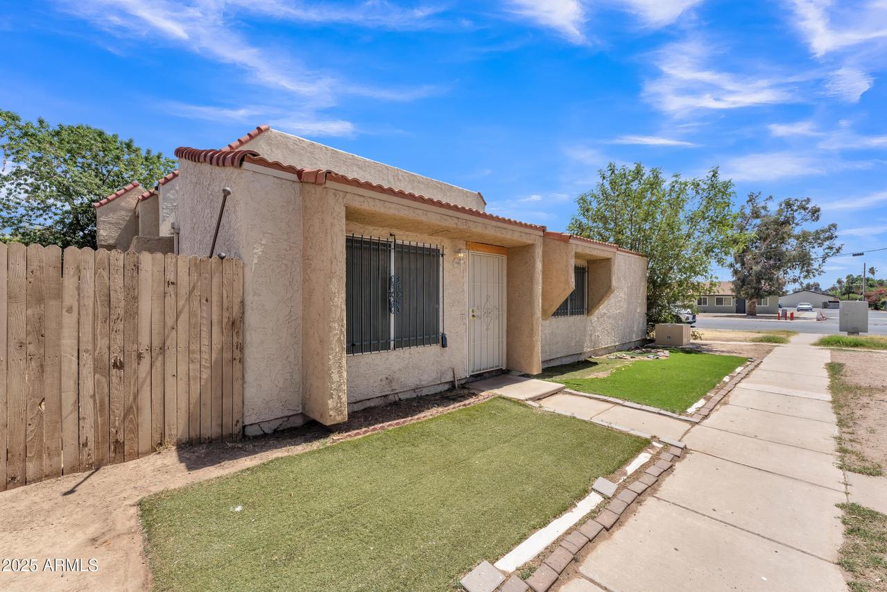 4836 W Rose Ln., Glendale, AZ 85301