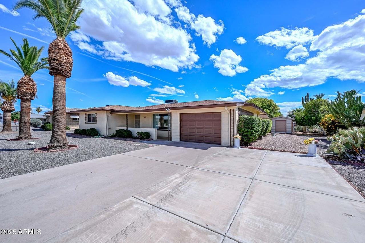6041 E Colby St., Mesa, AZ 85205