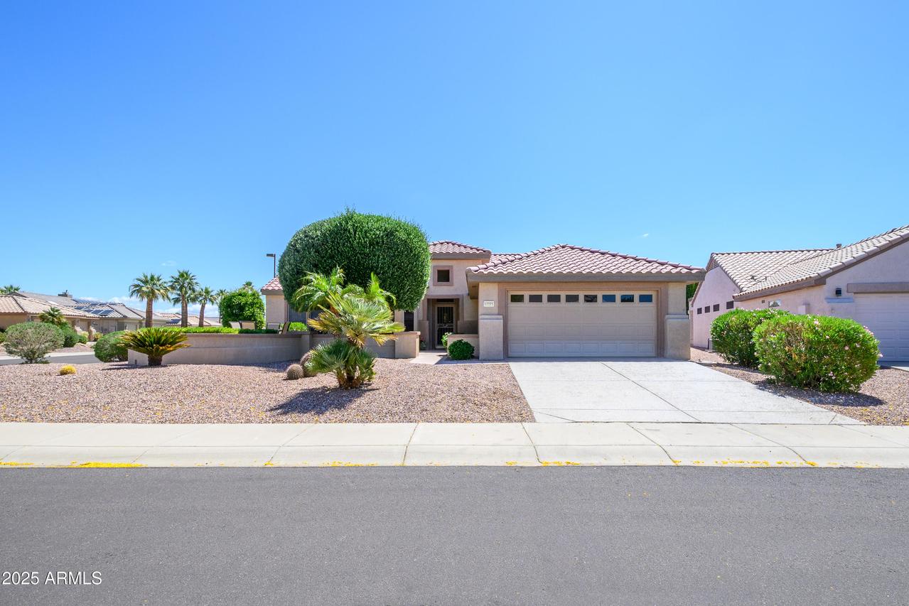 17371 N Natura Tr., Surprise, AZ 85374