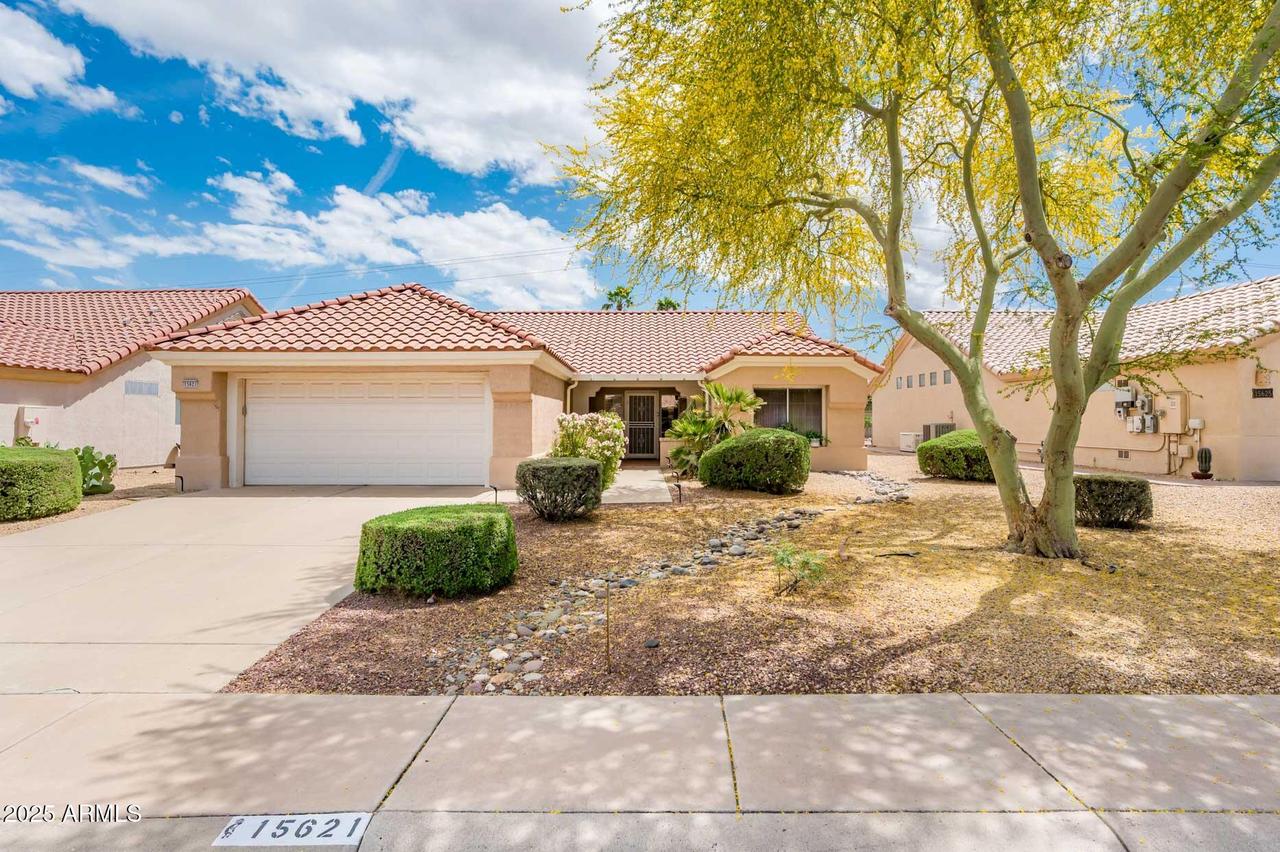 15621 W Sky Hawk Dr., Sun City West, AZ 85375