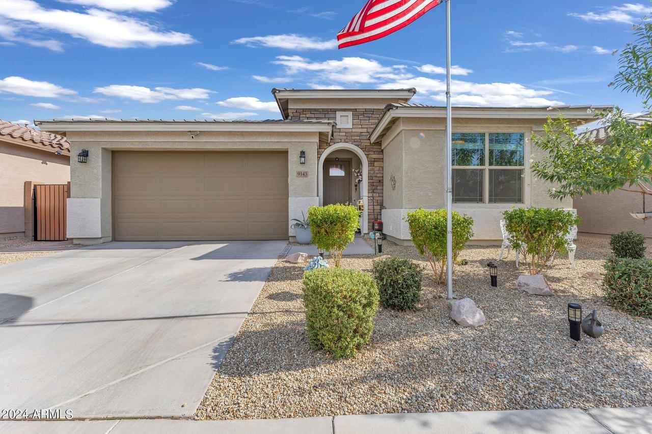 9343 W Atlantis Way, Tolleson, AZ 85353