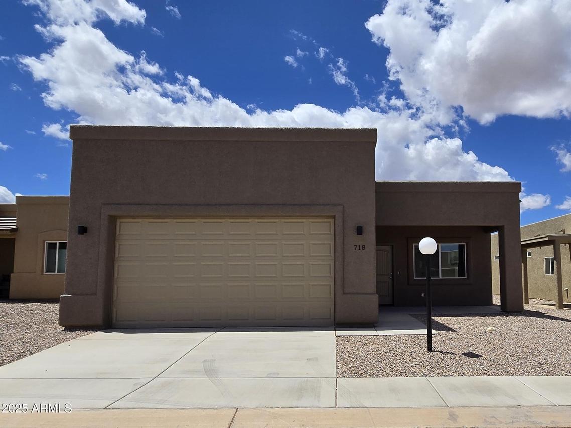 718 S Chase St., Sierra Vista, AZ 85635
