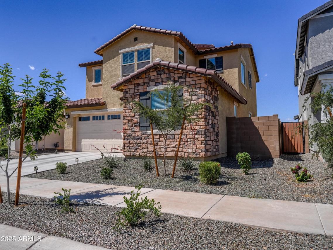 23048 E Pegasus Pkwy., Queen Creek, AZ 85142