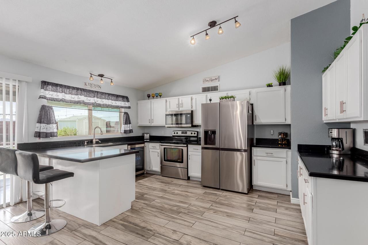 7235 W Flower St., Phoenix, AZ 85033