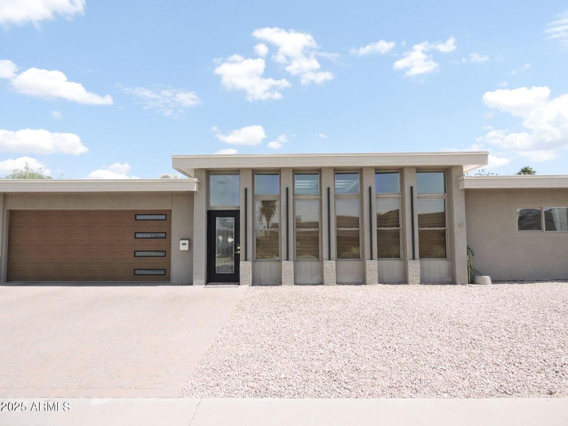 9442 W Raintree Dr., Sun City, AZ 85351